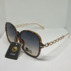 VG Tortoise Chain Sunglasses